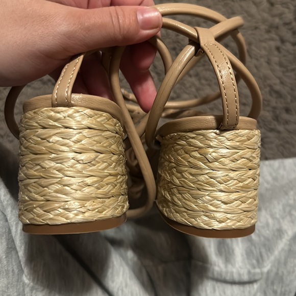 Altardstate never worn, ankle wrap heel, size 8 - Picture 3 of 3